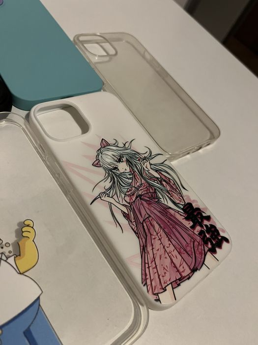 Калъфи за Iphone 13