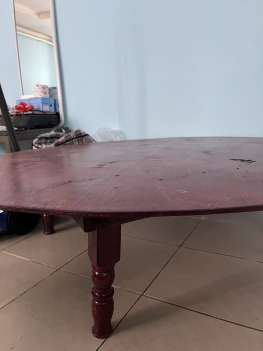 Круглый стол,жер стол