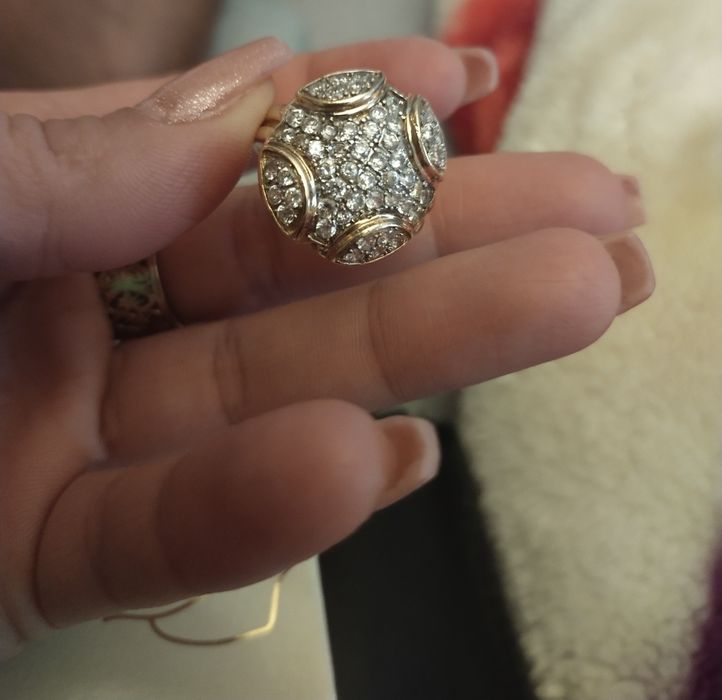 Vând sau Schimb Inel aur 14k gramaj 9,60