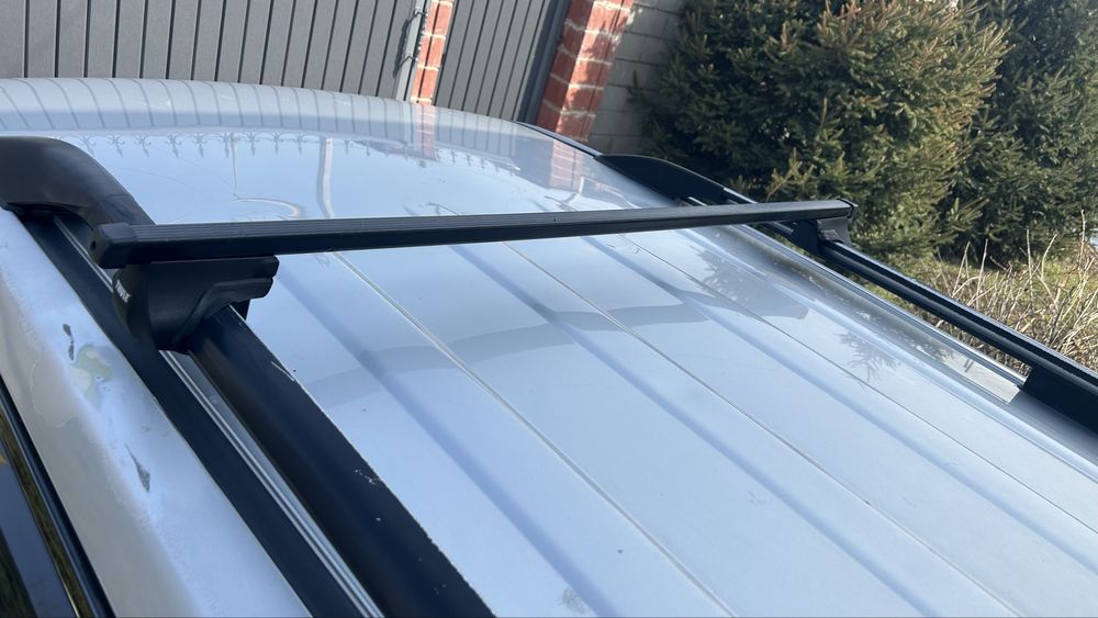 Рейлинги Thule черный