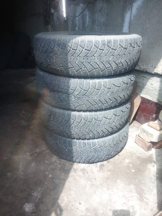 Продам зимнюю резину