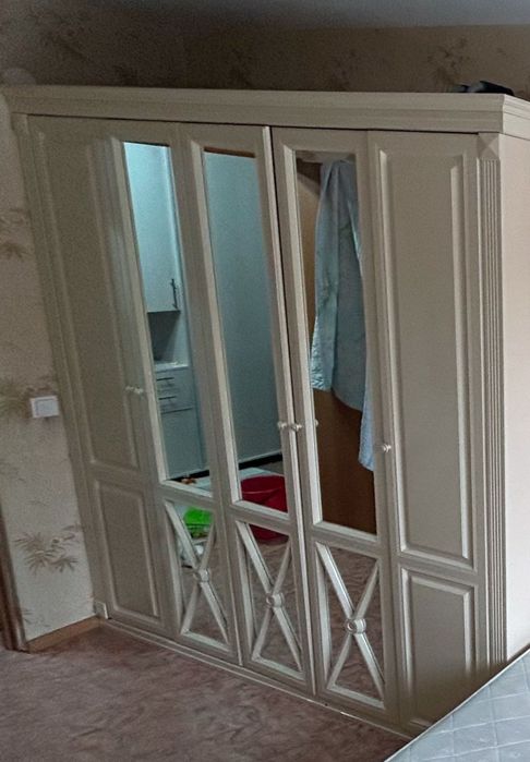 Продам шкаф за 50000