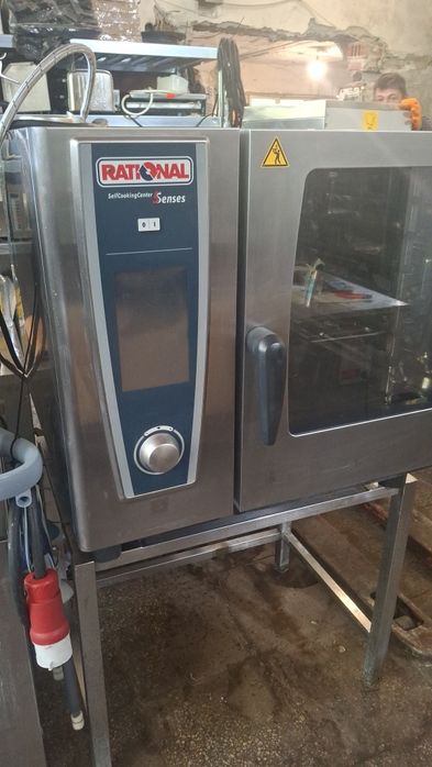Конвектомат RATIONAL 6 тави