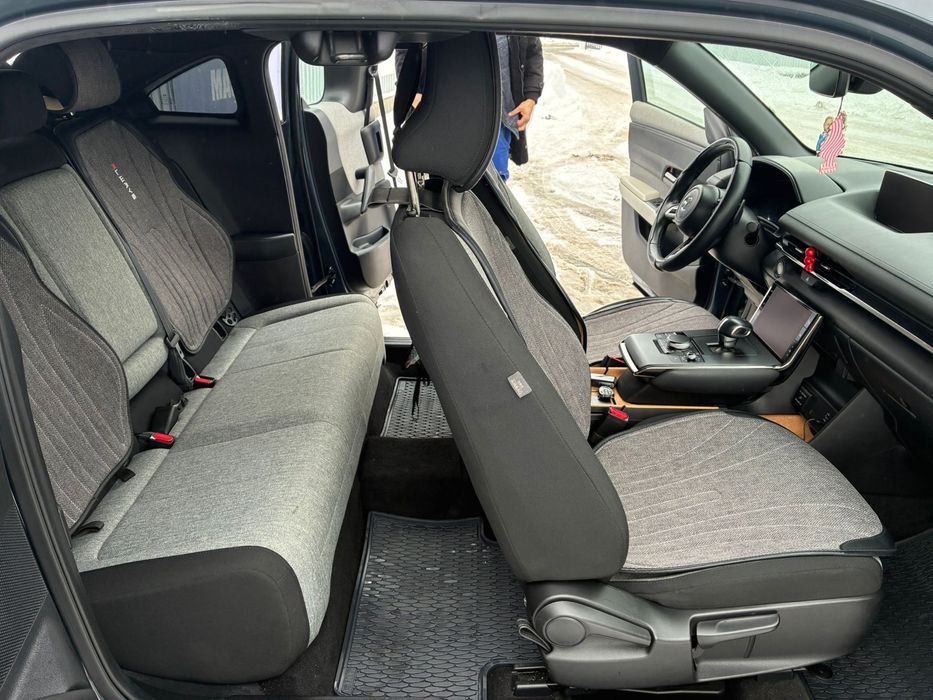 MAZDA MX-30 Electric 2020-27.501km- baterie 93% - Garantii extinse