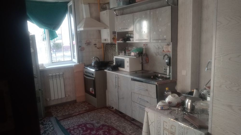 Sotiladi 2 xonali kvartira juda qulay narxda tel orqali maʼlumotlar be