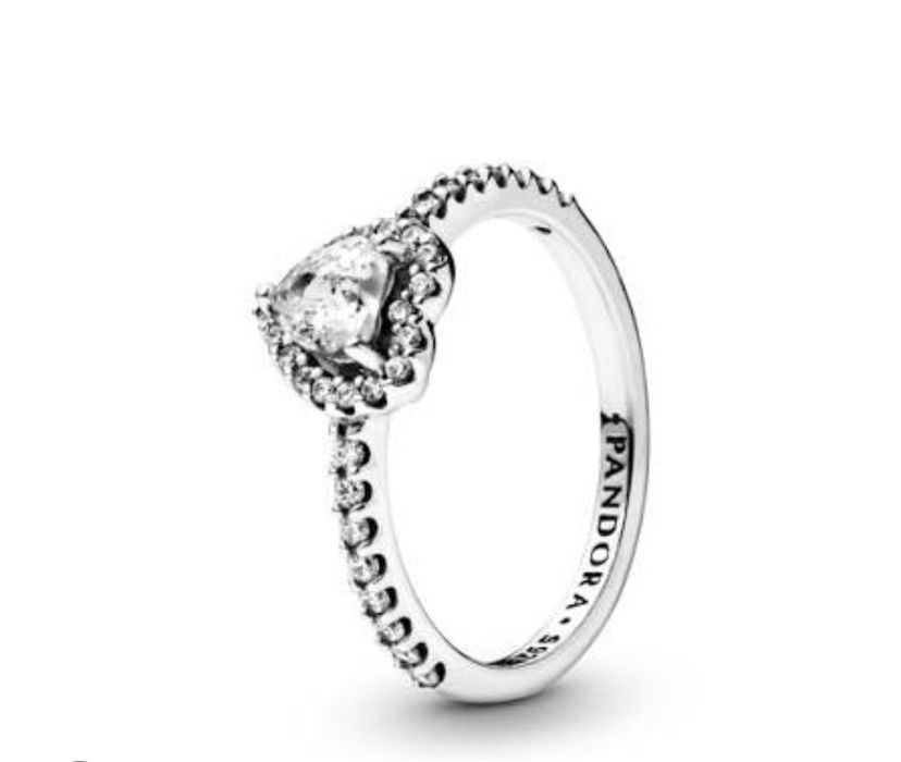 Шикарное кольцо Серебро