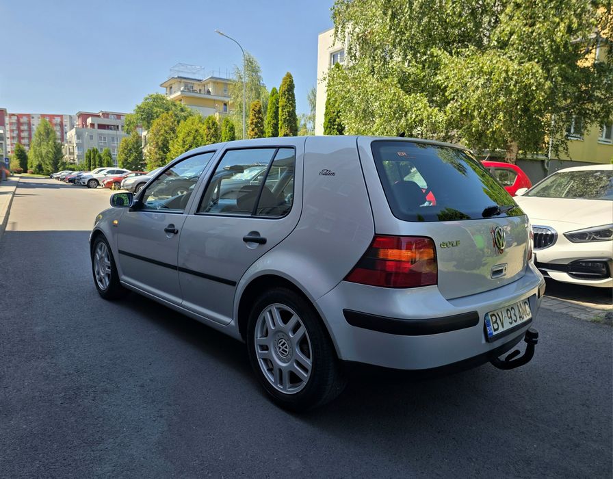 VOLKSWAGEN Golf 2000 — imagine 4