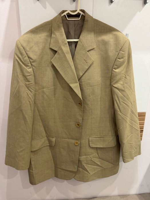 Златисто мъжко официално сако - италианско производство.