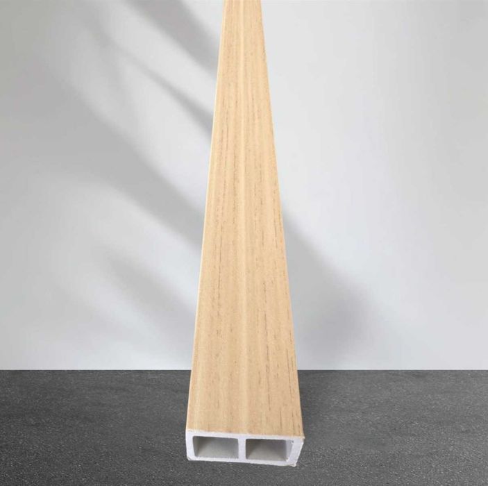 Декоративен профил за преграждане – цвят дъб