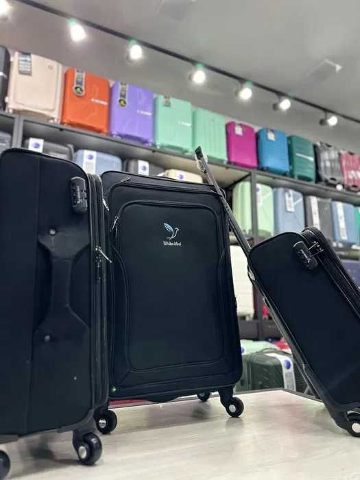 Чемоданы White Bird