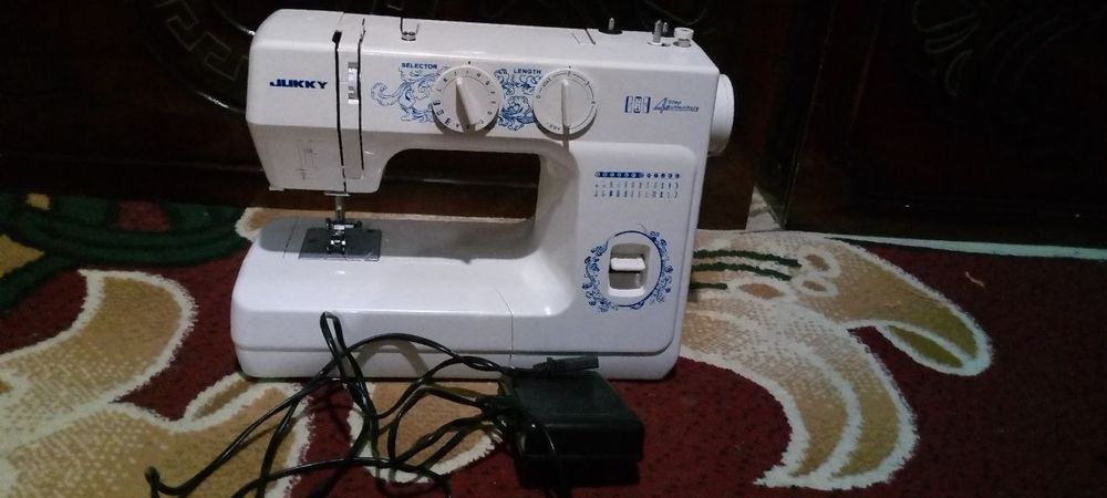 Jukky elektr tikuv mashinasi