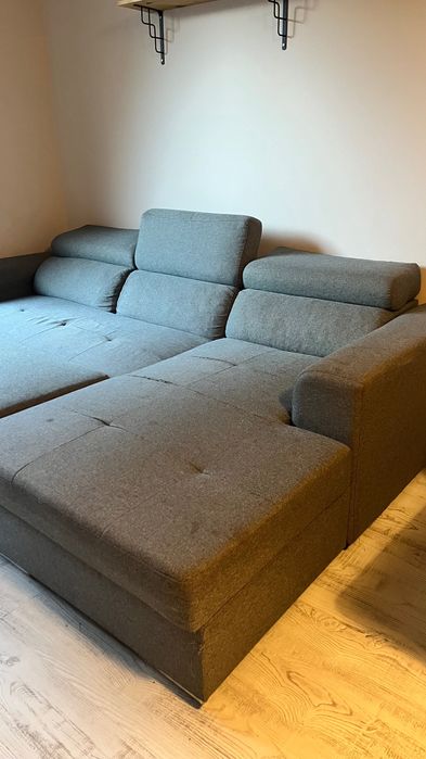 Разтегателен ъглов диван , тъмно сив