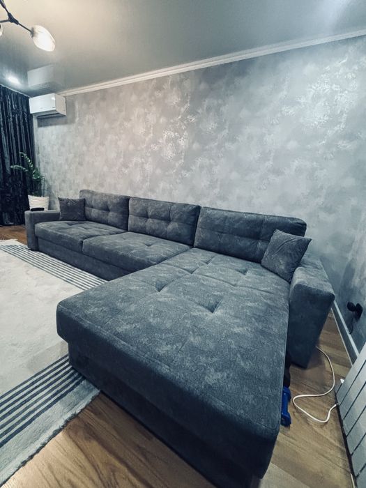 Продам диван угловой