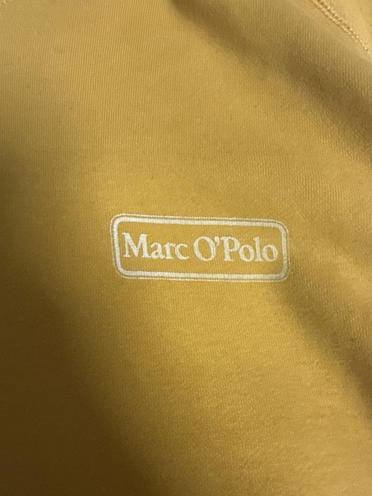 Желтая кофта Polo