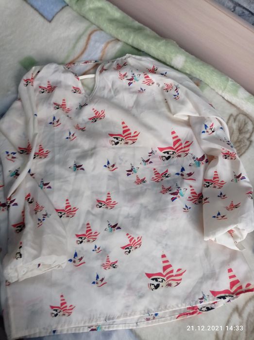 Продам молодежные вещи