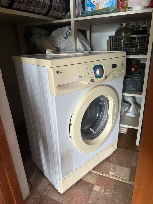 Продам стиральную машину