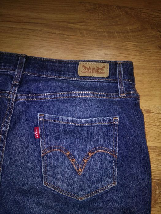 Blugi damă Levis 525 Perfect Waist Straight Leg marimea 29x30