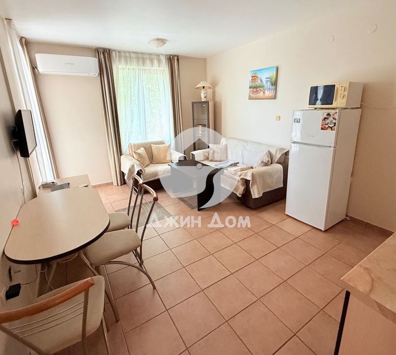 Продава се Двустаен апартамент в к.к. Слънчев бряг - 51 кв.м за 1608 €/кв.м - Снимка #2