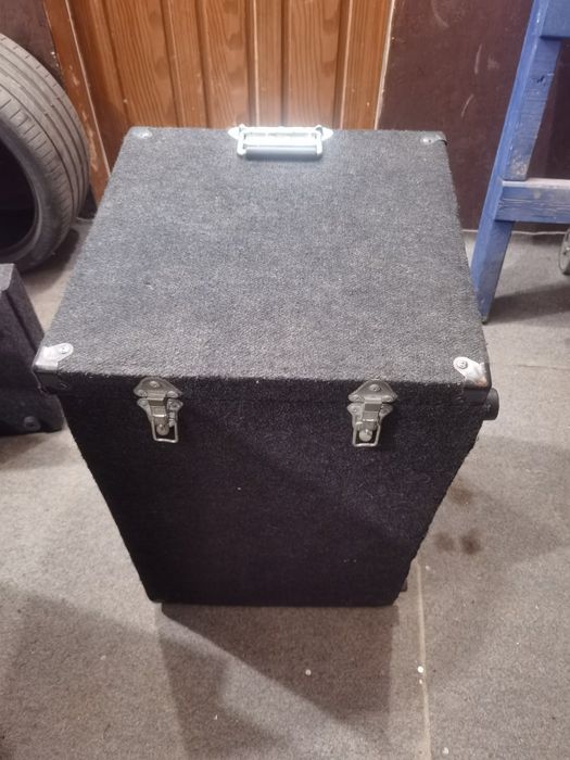 Куфар за багаж за озвучаване