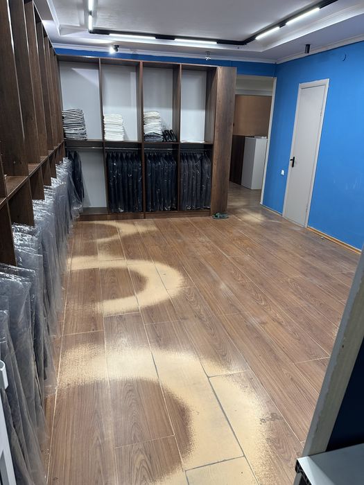 Продаётся мебель для магазина одежды