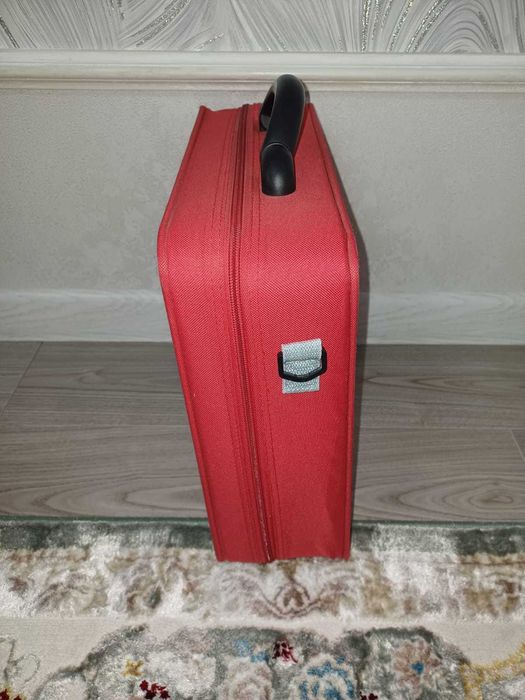 Чемоданчик для косметики