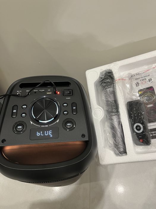 Новая колонка bluetooth 65см