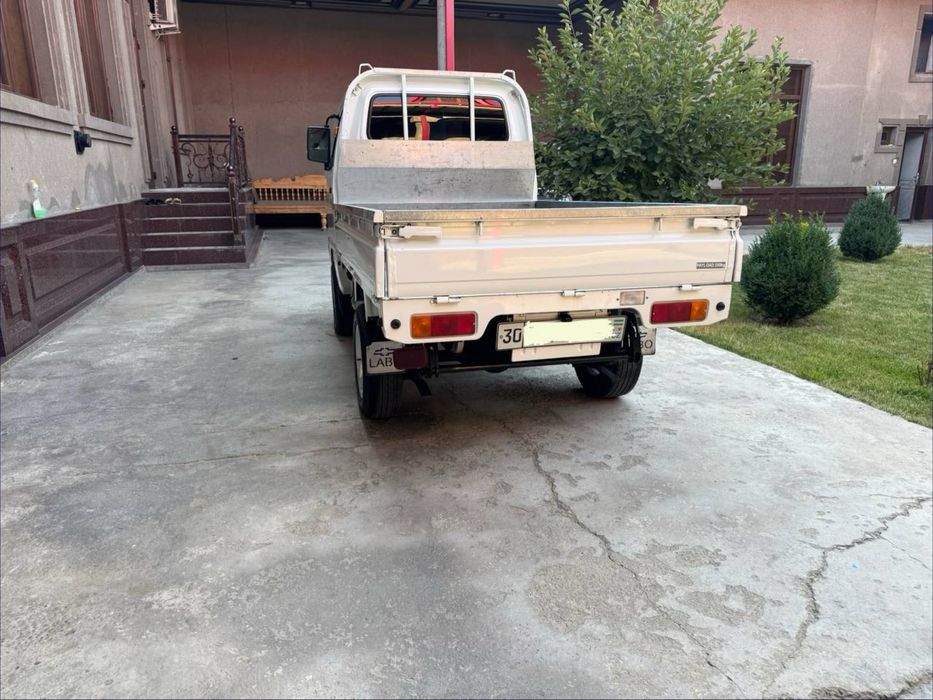 Labo sotiladi tozza xm malumot