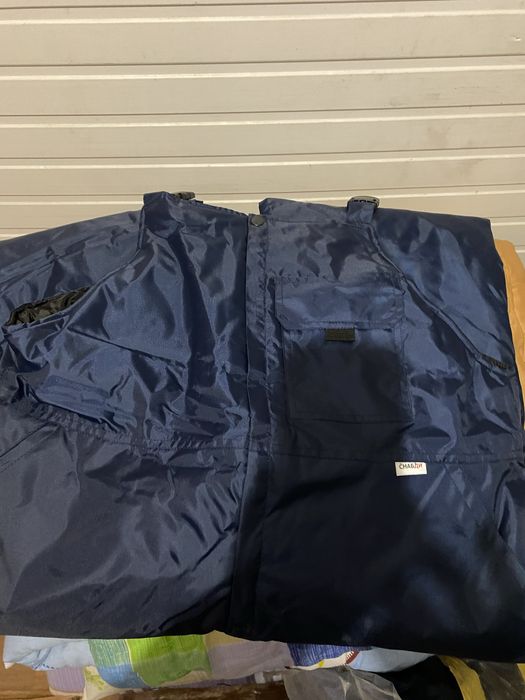 Продам зимнюю одежду