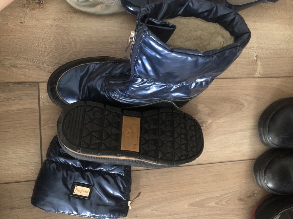 Обувь на девочку 32-36 размера