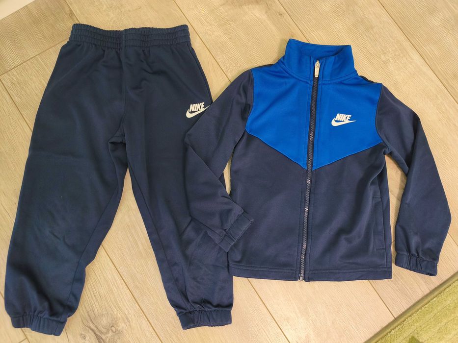Детски екип Nike 4-5 годишни