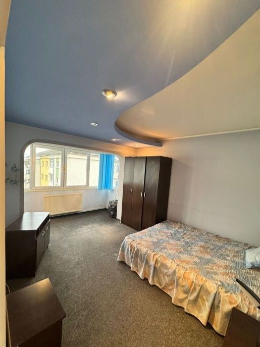 Apartament 3 camere zona Canal 7