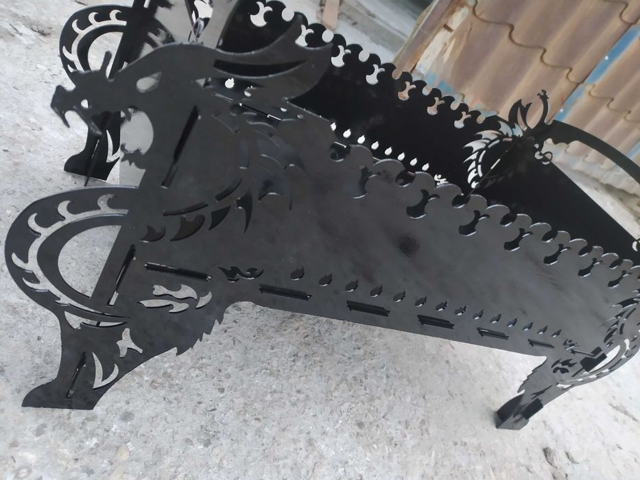 Mangallar xar xil turdagi stol stullar