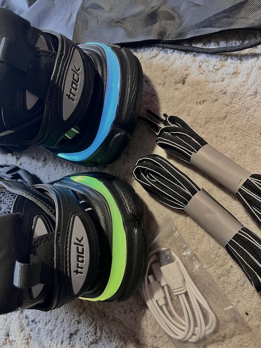 Balenciaga track led