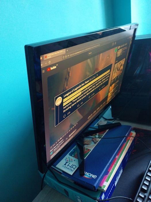 Монитор 21.5инча aser