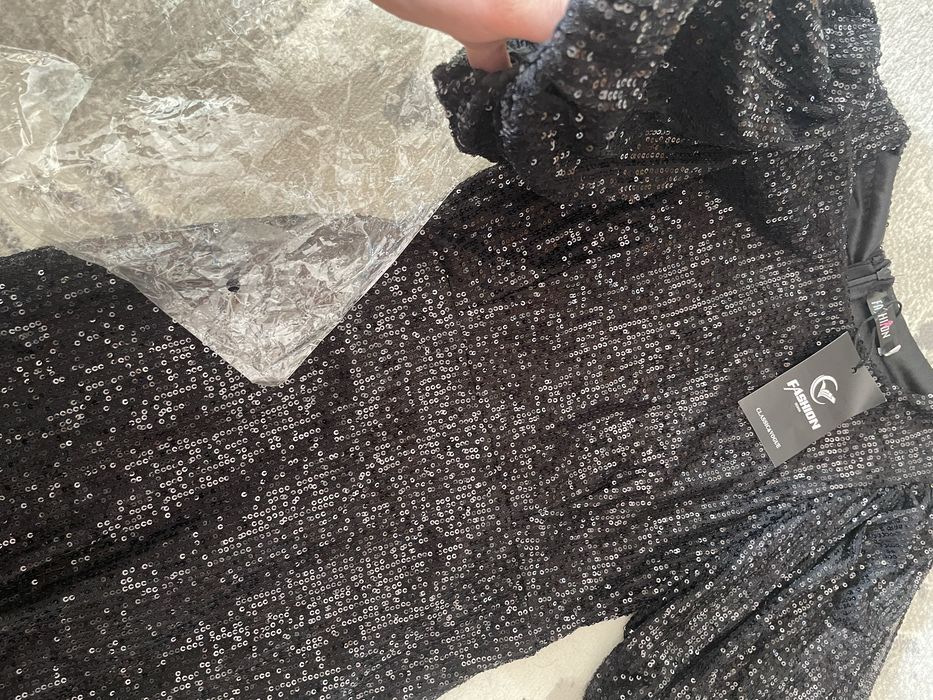 Вечерний  платье с паетками французский С M