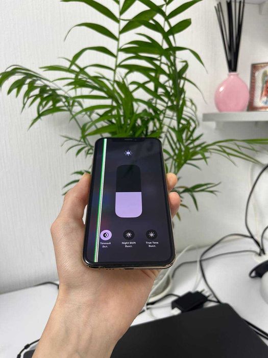 Продам iPhone XS 256gb/78%