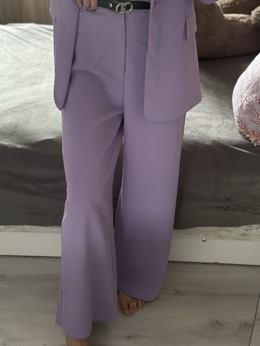Лилав сет сако и панталон