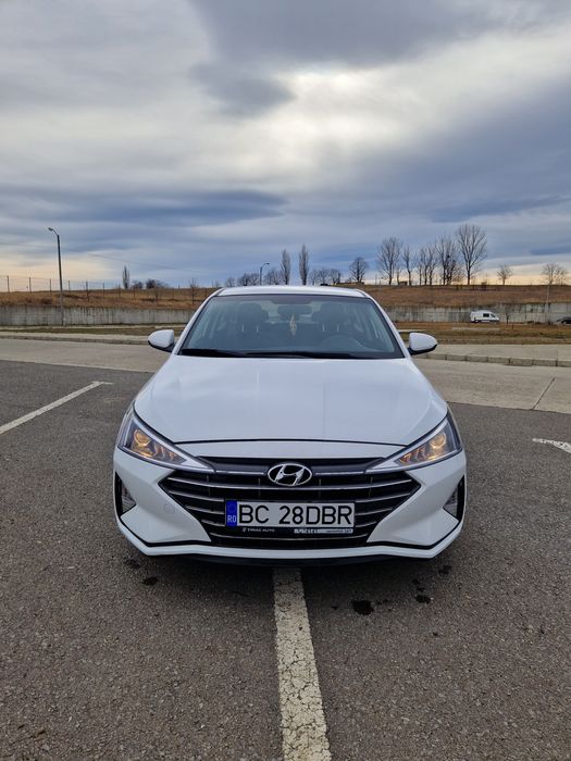 Hyundai  Elantra