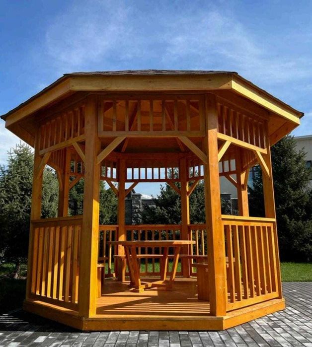Беседка деревянная