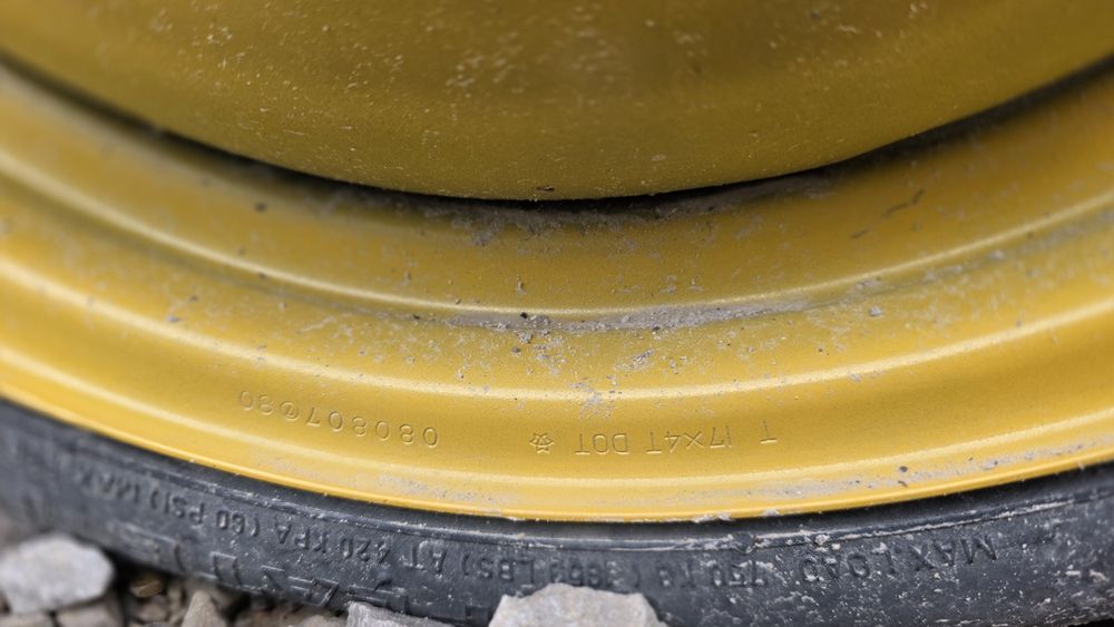 2 бр. Резервни Гуми/Патерица 17" Subaru 5x100