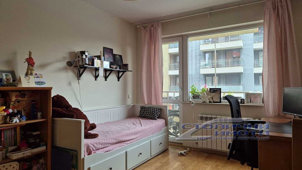 Тристаен апартамент на границата на Дианабад и Студентски град