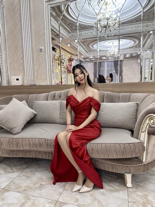 вечерный платья продаётся