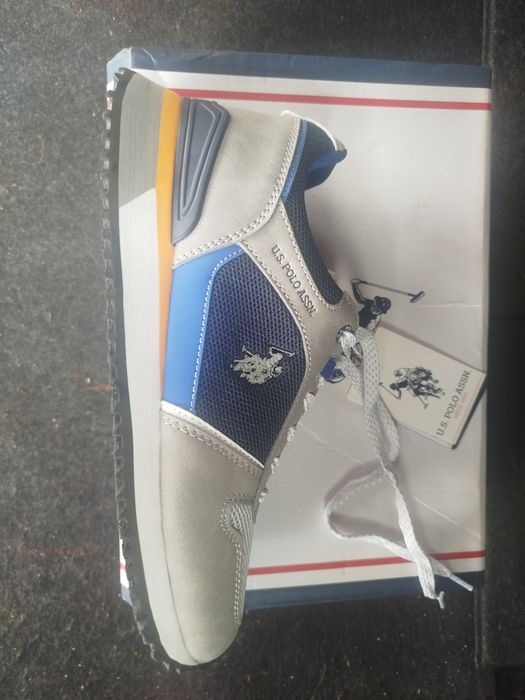 Чисто нови маратонки u.s.polo