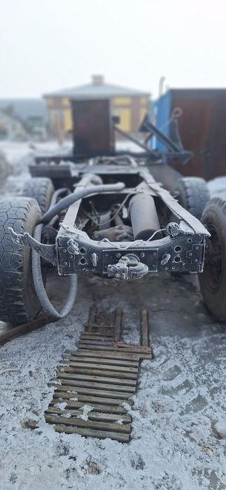 Продам запчасти на зил