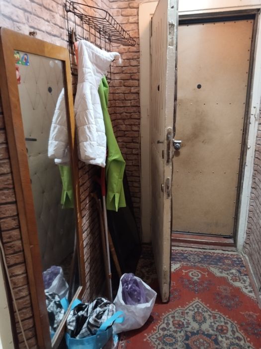 Продам 2 х ком. КВ. на 2эт