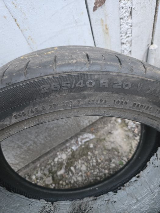 Продам пару 255/40/20