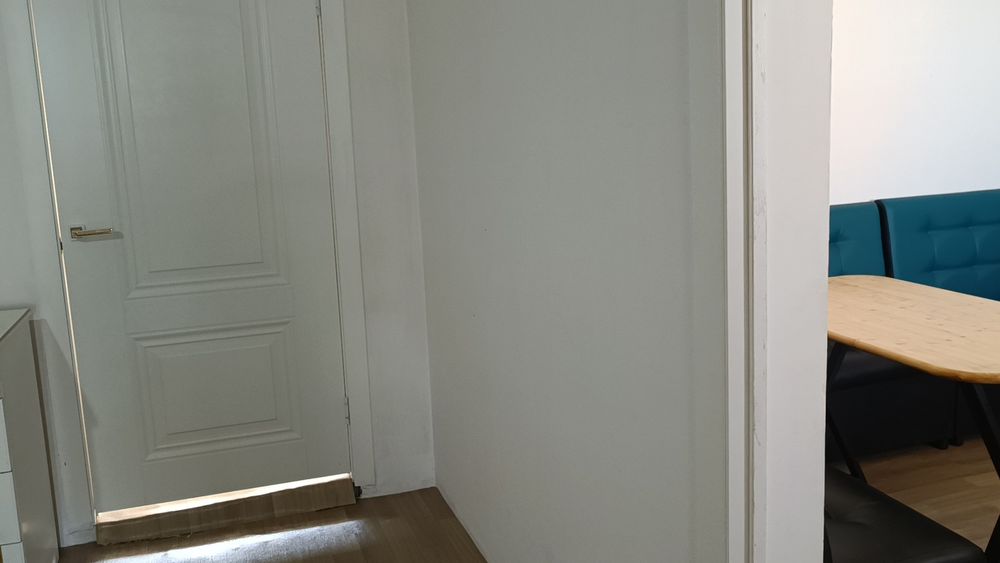 Үй сатылады. Дом продается.