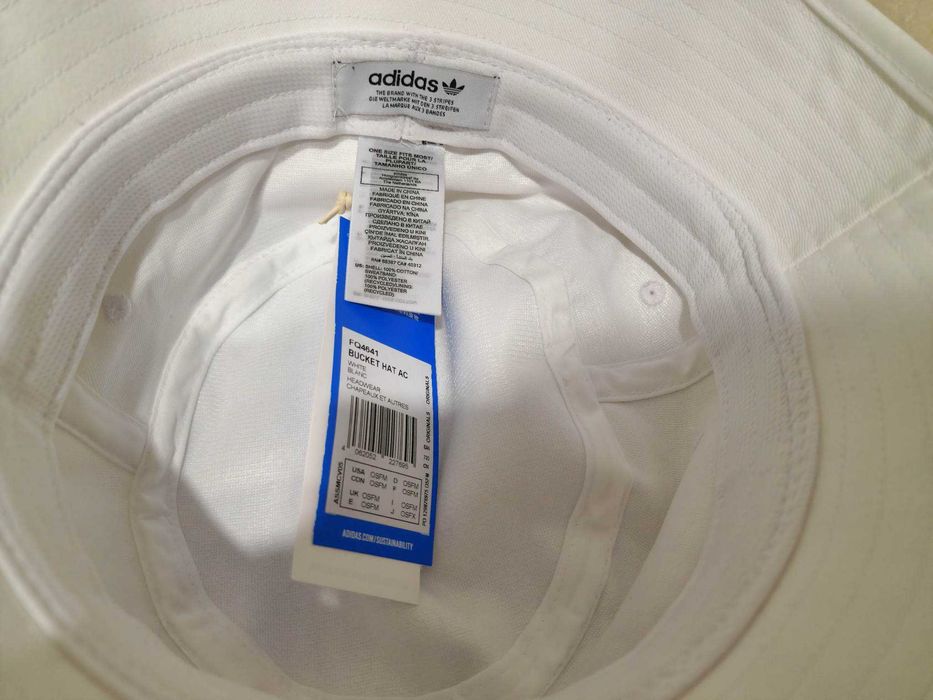 Нова Оригинална шапка идиотка Adidas с периферия