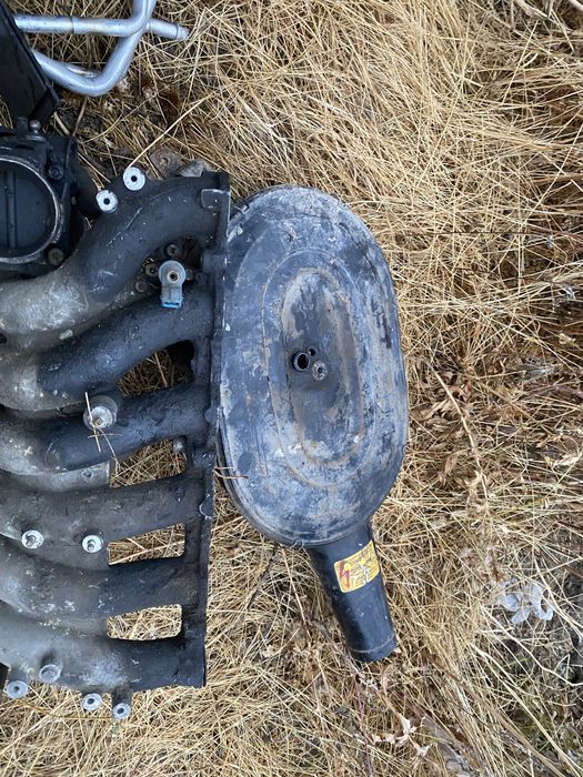 Продам запчасти мерседес w126