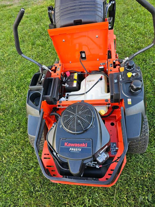 Тракторна Косачка KUBOTA.Z1 421. ПЕРФЕКТНА